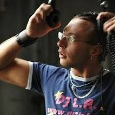 Listen to DJ L.A.-House FEVER 4 2013 (Live Your Dream) by DJ L.A. Offiziell  in larsi playlist online for free