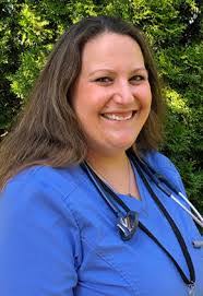 Jenna Kahn's Instagram, Twitter & Facebook