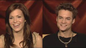 After coming to fame in 1999 with her debut single candy. Exclusive A Walk To Remember Turns 15 Take A Trip Down Memory Lane With Mandy Moore And Shane West Entertainment Tonight