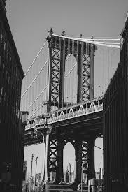 Black And White Building My Dreams Belong To Me They Have No Boundaries No Harnesses And No Rules My Name Is Lee This Imagem De Cidade Preto E Branco Imagens Vintage