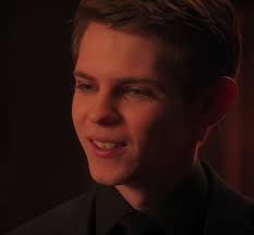 Pin By Shelby On Peter Pan Never Fails Peter Pan Ouat Peter Pan Robbie Kay