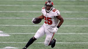 LeSean McCoy leaning toward playing in 2021, veteran back says 'it has to  be the right team'