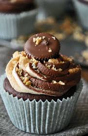 Cupcakes Backen 30 Klassische Ideen Fur Wunderschone Und Leckere Muffins Cupcakes Backen Cupcakes Leckere Muffins