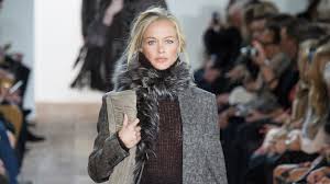 Entdecken sie die neueste kollektion von damentaschen mit kultcharakter auf der offiziellen michael kors website. Michael Kors Collection Fall 2014 Ready To Wear Collection Vogue