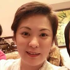 Di penghujung video ini juga terdapat kejutan. Inilah Wajah Isteri Mark Adam Yang Cantik Jelita Yang Jarang Dilihat Iras Iras Abby Abadi Pun