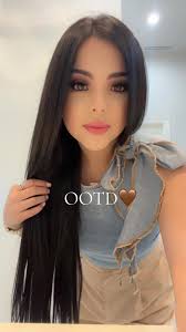 Monterey Ca Clithing Influencer