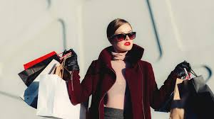 Unveiling the Style Secrets of Fashionisk.com: A Deep Dive into Chic Living