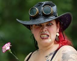 Hey everyone I have some good photos from Mandy Lion's show at Vamp'd