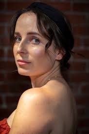 Julia Milano's Instagram, Twitter & Facebook