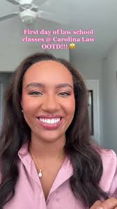 Replying to @Tina Dill my Elle Woods era has offically BEGUN!!!! 🤩  #lawschool #1l #firstyearoflawschool #lawschooljourney #lawschooltips #law  #blackgirlsinlaw #lawschoolstories #unclaw #ellewoods