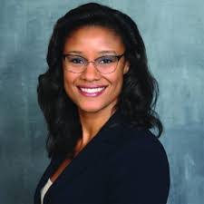 Shauna Lloyd's Instagram, Twitter & Facebook