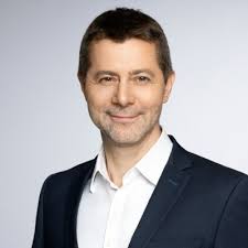 Today marks an important milestone for me. After more than ten years I am  leaving the world of law firms to start a new position as Senior Legal  Counsel at Ørsted! Of