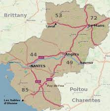 Les villes et les départements des pays de la loire. Pays De La Loire Region Travel Guide And Main Attractions About France Com