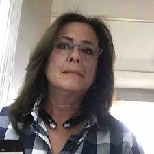 Rhonda Mixon's Instagram, Twitter & Facebook