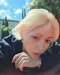 Models should feel grateful he's too shy and prefer his quiet and art.  Because if Hyunjinnie was to walk the runway, many would be put