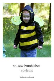 This year we have a couple sweet costumes to share including this bumble baby bee costume diy that includes momma as a flower the bee is attached to… obviously. Make A No Sew Bumblebee Costume Dollar Store Crafts