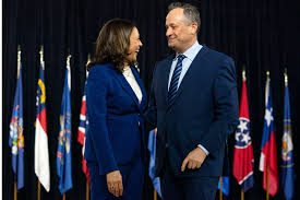 Douglas emhoff then met kamala harris in 2014 when they were set up on a blind date by a friend. Who Is Kamala Harris Husband Doug Emhoff People Com