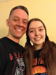 For anyone who saw my post back in may of my painted jacket, it has now  been signed! It was awesome seeing Show Of Hands live, and it was an honour  to