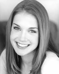 Tara Thompson's Instagram, Twitter & Facebook