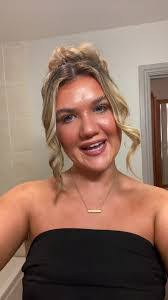 Shauna Sheehan's Instagram, Twitter & Facebook