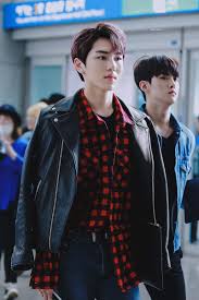 Kino Gives Off Bde Pentagon Kino Pentagon Yan An