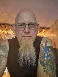 Plays darts for tattoos 🎯🔥 Big darts fan here & I've put my board in my  studio! I'm near Leicester. Pop over for some darts & tats 😀😀 fin me