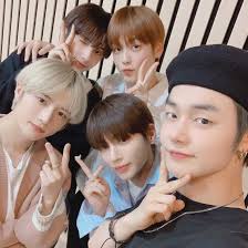 Txt на премьере the doom's night. Das Haben Txt Von Bts Gelernt Bravo