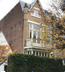 Wereldwijd is nederland via zo'n 140 ambassades en consulaten vertegenwoordigd. Peter R De Vries On Twitter Kijk Zo Woont Paul Van Riessen Van De Quote De Man Die Zo Graag Onthult Hoe Anderen Wonen En Hun Veiligheid Stelselmatig Met Laatdunkende Opmerkingen Negeert