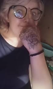 images?q=tbn:ANd9GcQdeJgLrHdGlEGDMia83NV