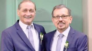 Auf jeden fall keine frau für sich. Armin Serwani Stuttgarter Fdp Chef Heiratet Seinen Lebensgefahrten Stuttgart Stuttgarter Zeitung