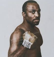 The Camden Buzzsaw" Dwight Muhammad Qawi, grinding and stifling 1980s light  heavyweight and cruiserweight champion with a perfect nickname.