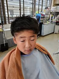子供ツーブロック来店したお客様のヘアスタイル銀座バーバー与野国道