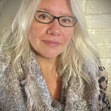 Anne Boleyn: Adultery, Heresy, Desire: Licence, Amy: 9781445677279: Books