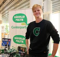 Centerpartiet är organiserat i lokala avdelningar, ursprungligen omfattande en socken, distrikt, motsvarande en valkrets för riksdagsmannaval, och en riksorganisation med kansli i stockholm. Rosta Pa Centerpartiet Den 26 Maj For Halland Centerpartiet