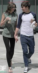 larryisnotreals — Eleanor & "Tina/Gretchen" Calder.