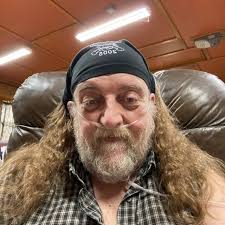 I'm from Modesto , CA but I live in Lacey, Wa.