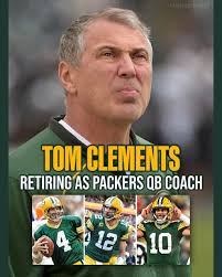 The only coach who's worked with Brett Favre, Aaron Rodgers, and Jordan  Love is officially retiring. Tom Clements had a hand in greatness. A  Packers legend! 💚💛👏🫡 #GoPackGo #NFL #GreenBay #Packers #Football #