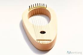 Make a laser harp with a phototransistor and a laser module, that play a random note. Lyre Meerklang