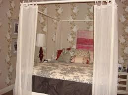 The Lovely Side Spencer S Room Pretty Little Liars Decor Room Decor Cozy Room