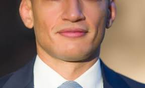 Meet Lorrie Thomas Ross