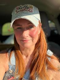 Garage sale in Marshall from 5-8pm at 711 Leawood