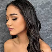 Nuestros expertos en maquillaje y peinado están aquí para hacer que te veas  y te sientas increíble en cada momento.✨ Para más información comunícate  con nosotros, con gusto te atenderemos🤗💗: https://wa.link/zru9i4  60998751📲📩 #