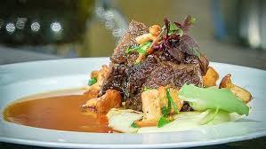 Download Ochsenbackerl Mit Pastinaken Und Pfifferlingen Br De Pfifferlinge Rezept Pastinaken Rezepte