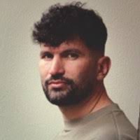 100+ perfiles de «Sead»