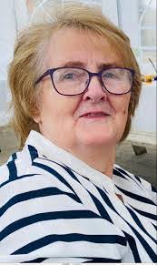 Bridgette Decker's Instagram, Twitter & Facebook