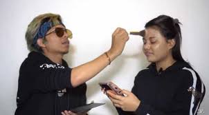 Tepat pada sabtu, 3 april 2021, atta halilintar resmi mempersunting aurel hermansyah di hotel raffles, jakarta selatan. Bikin Baper Atta Halilintar Dan Aurel Hermansyah Saling Balas Komentar Makassar Terkini