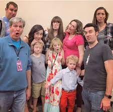 The ballinger family is a family of five that posts its family vlogs on youtube. Ballinger Family Rachel Ballinger Colleen Ballinger Ballinger