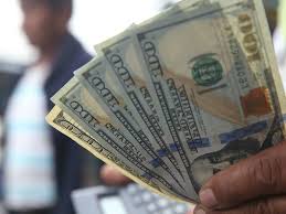 Resumen de la jornada en el mercado cambiario y el precio histórico del dólar informal. El Dolar Blue Sube A 185 Y Se Ubica A 10 De Su Maximo Historico Radio Eme