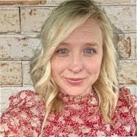 Kristen Easley's Instagram, Twitter & Facebook