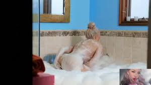Amateur masturbating in the shower. Spying On A Mature Woman In The Shower Masturbating At Zeenite Com Tube